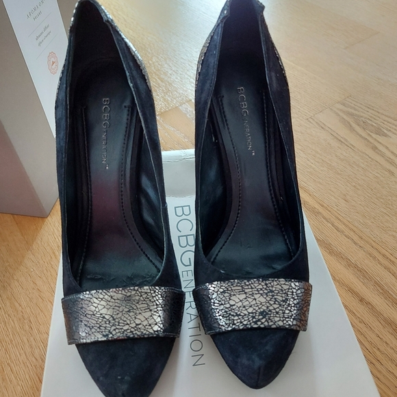 BCBG Heels🛍 - Picture 4 of 4